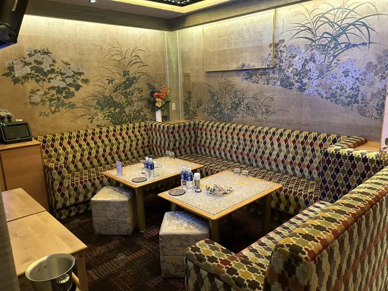 天空・別邸楽陽 (テンクウ・ベッテイラクヨウ）の店内