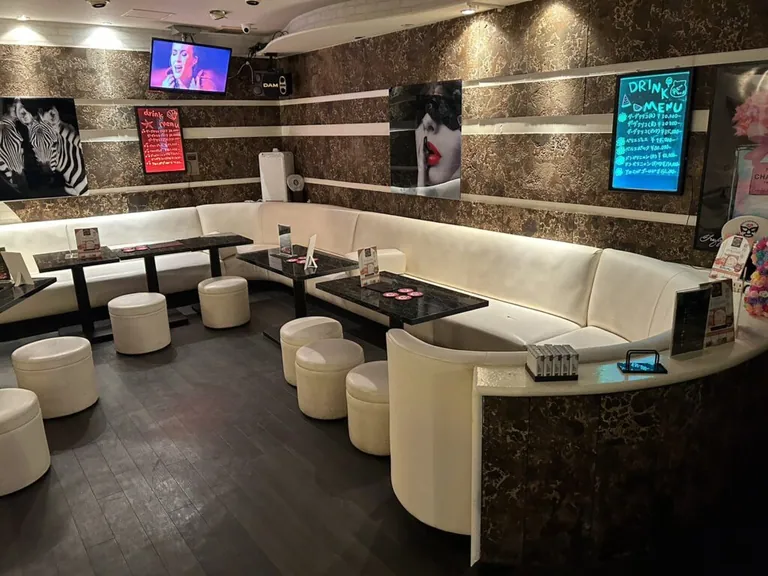 エッグの店内