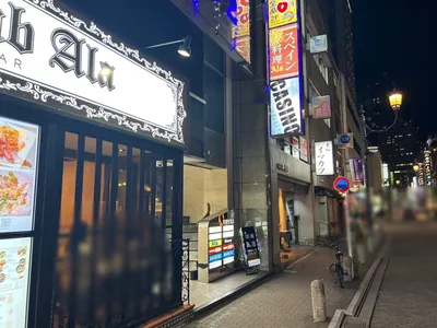 奏 （カナデ）への道順 6／6：少し進むと左手に赤坂奏の入る「Ufビル2」があります。