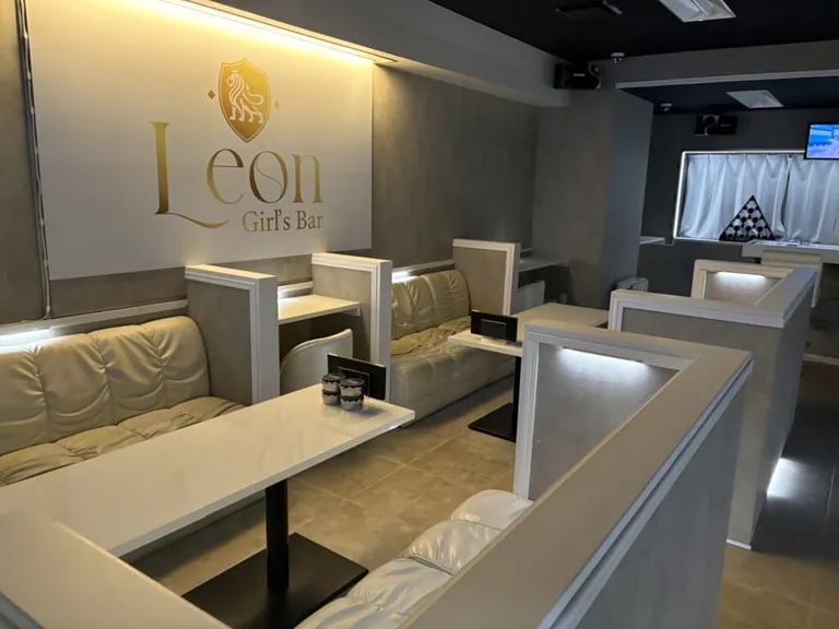 レオン （Girl’s Bar Leon）の店内