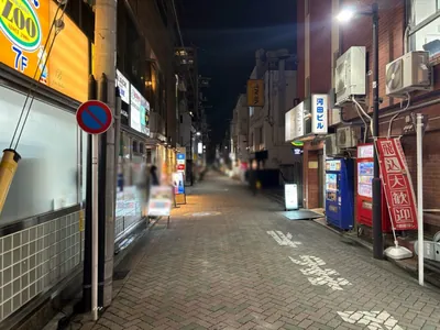 吉祥寺　宝石箱 （ホウセキバコ）への道順 7／9：左折後、直進します。