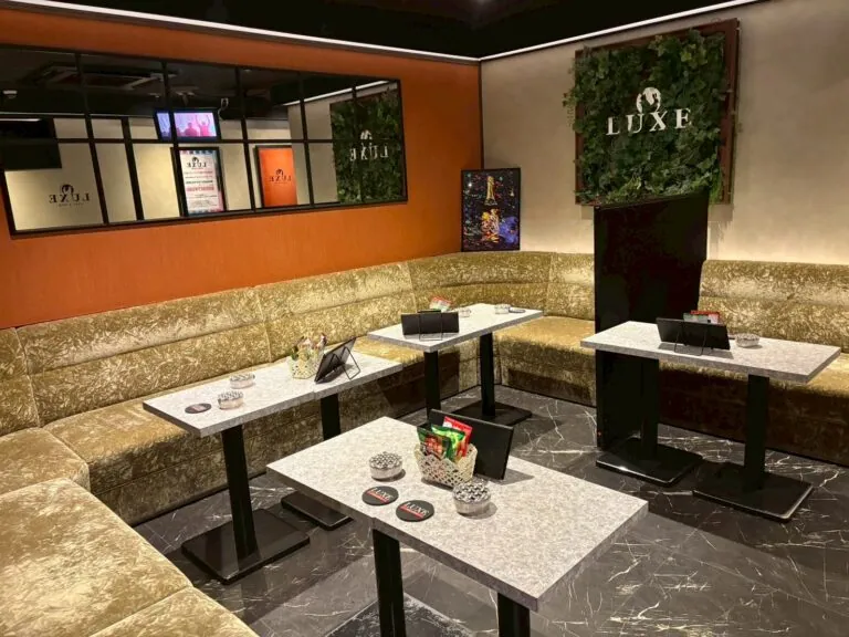 ラグゼの店内