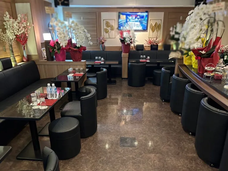 クリアスの店内