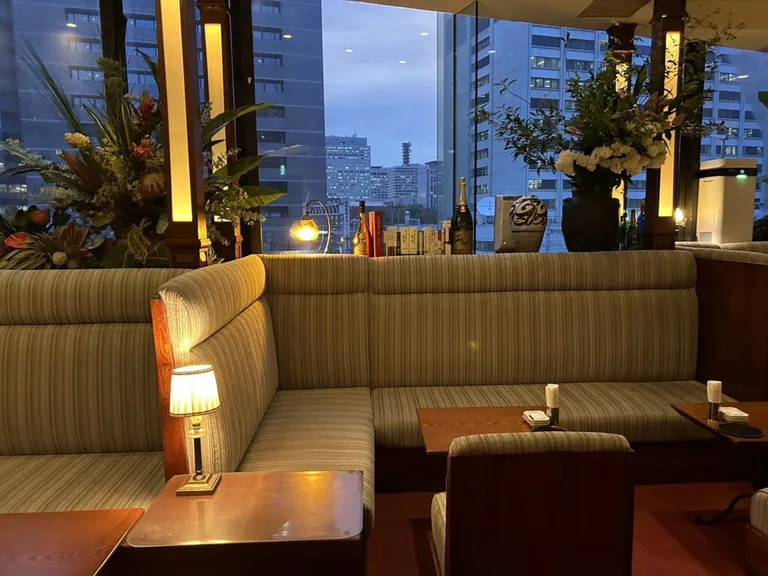 あやの店内