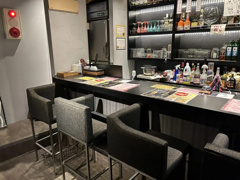 ラメンバーの店内