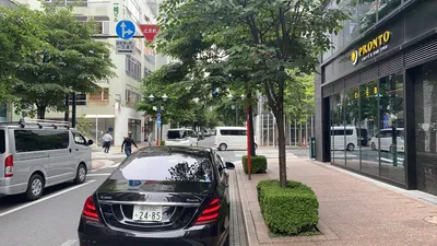 ときめき （トキメキ）への道順 9／10：十字路に出たら渡って直進を続けます。