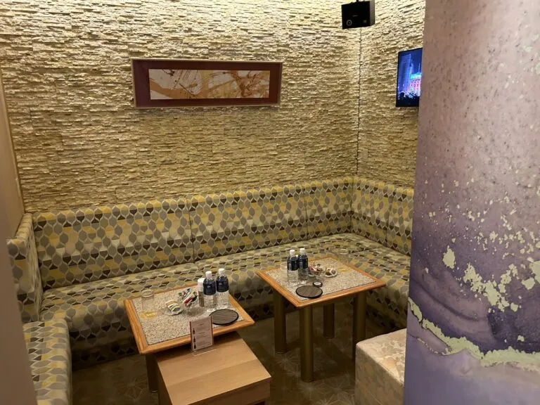 天空・別邸楽陽 (テンクウ・ベッテイラクヨウ）の店内