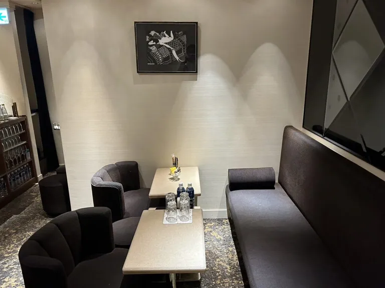 ルナの店内
