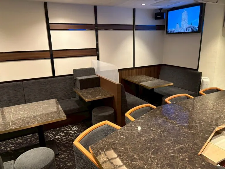 ナカムラの店内