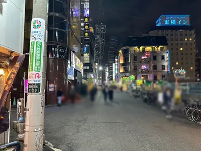 るーじゅ （ルージュ）への道順 14／17：左手路地を超えて直進します。