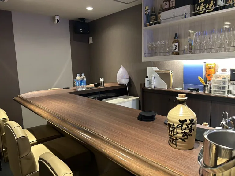 十八号 （ジュウハチゴウ）の店内