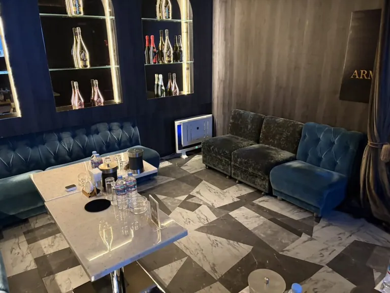 北千住 ドンフィンの店内