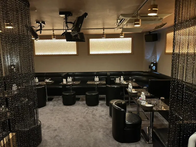 レイの店内
