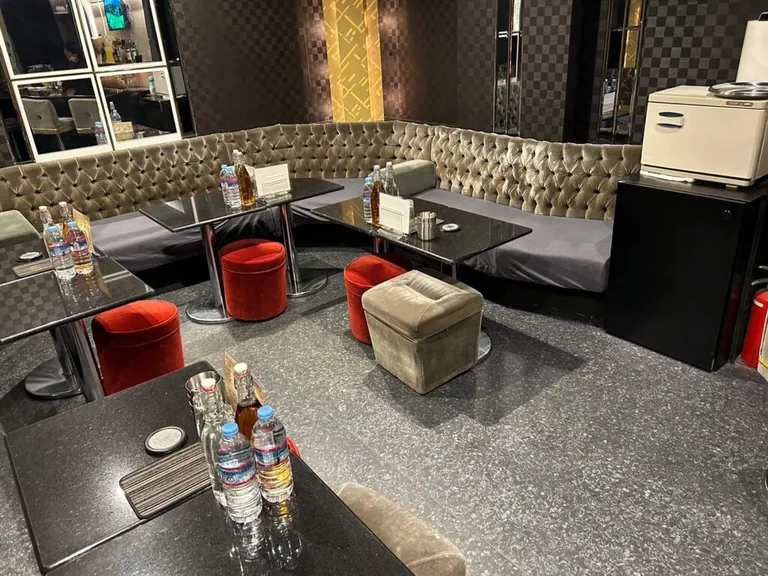 プラザの店内