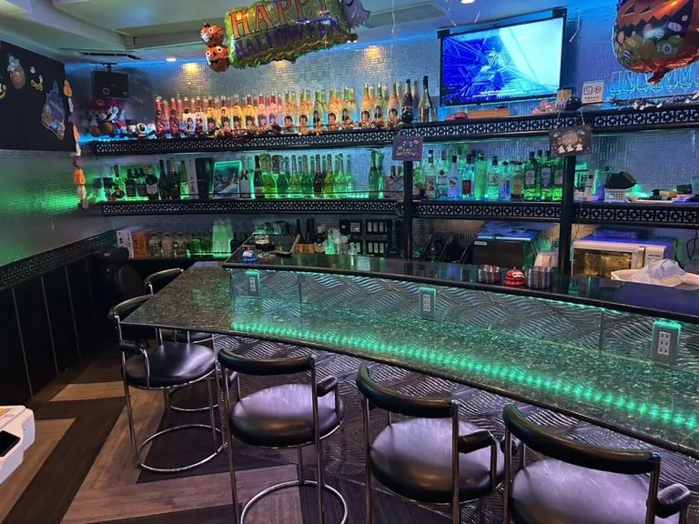 ロン （Girl’s Bar RON）の店内