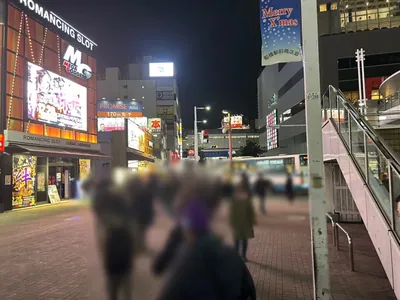 ベラージオへの道順 3／6：道なりに進みます。