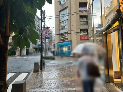 DIX （ディーアイエックス）への道順 4／5：二つ目の十字路を右折します。