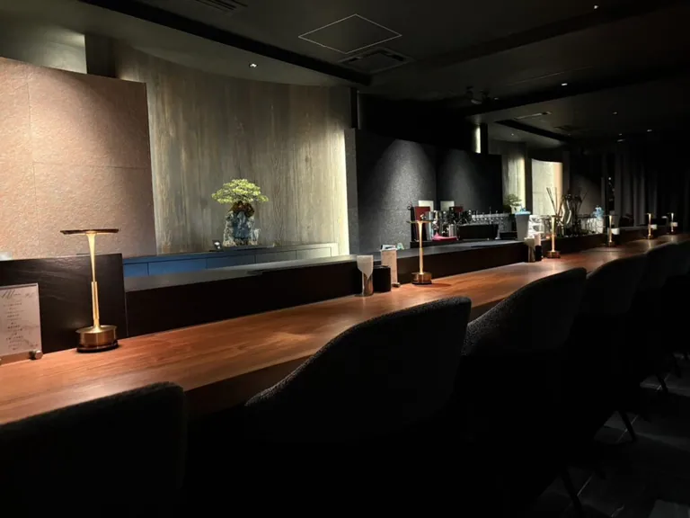 水滴 （シズク）の店内
