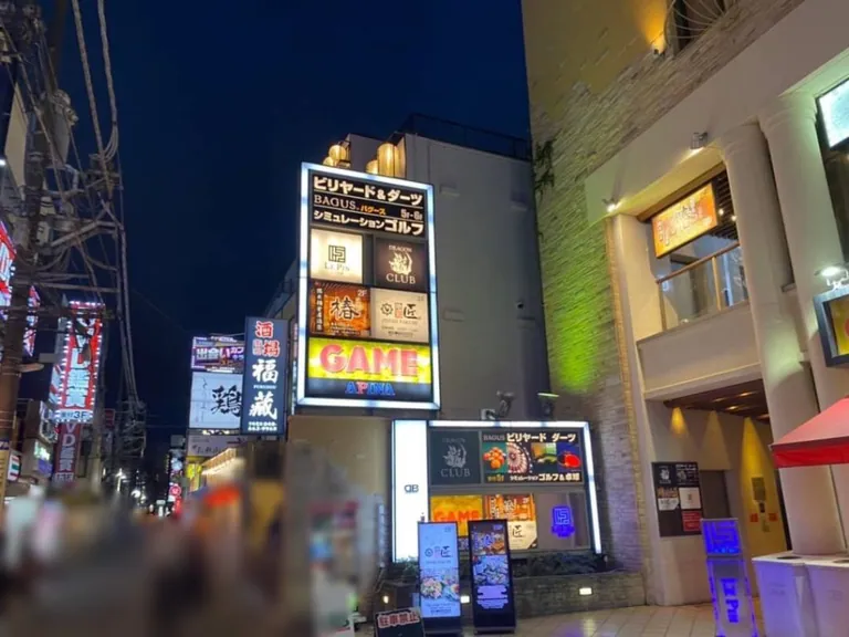 ドラゴンクラブの店内