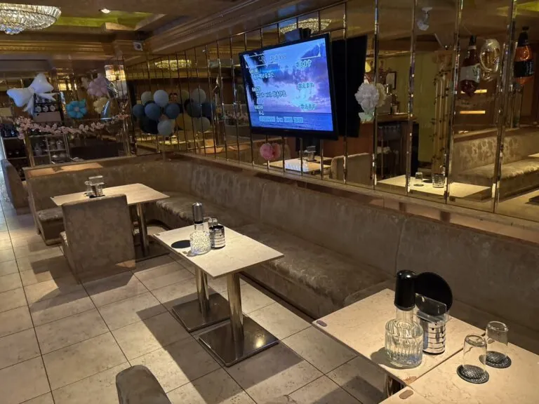 葛西 志留久 (シルク)の店内