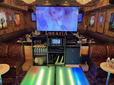 ラグゼリアの店内