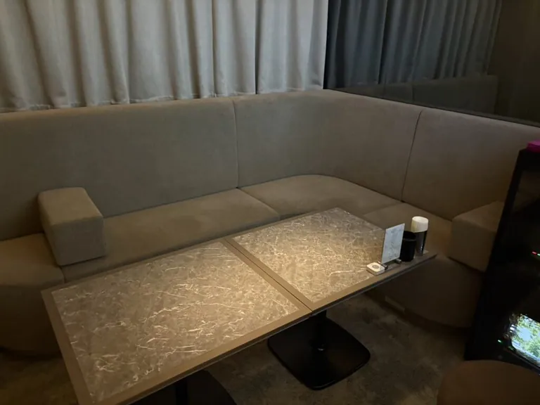 水滴 （シズク）の店内