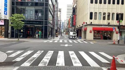 游水 （ゆうすい）への道順 10／11：一つ目の十字路を越えます。