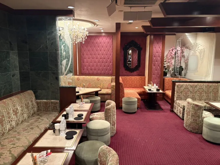 利久 （リキュウ）の店内