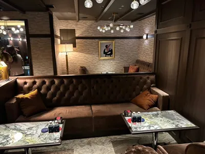 フォーシーズンの店内