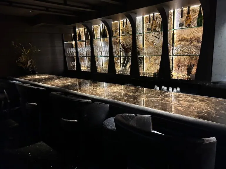 クラブ J2 （club JⅡ）の店内