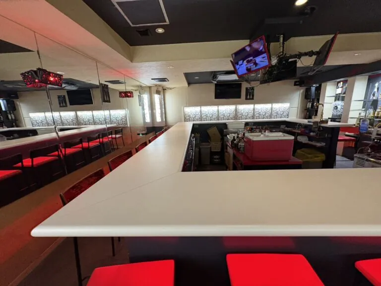 ローズの店内