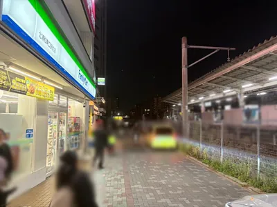 北浦和　オハナへの道順 3／6：線路を右手に直進します。