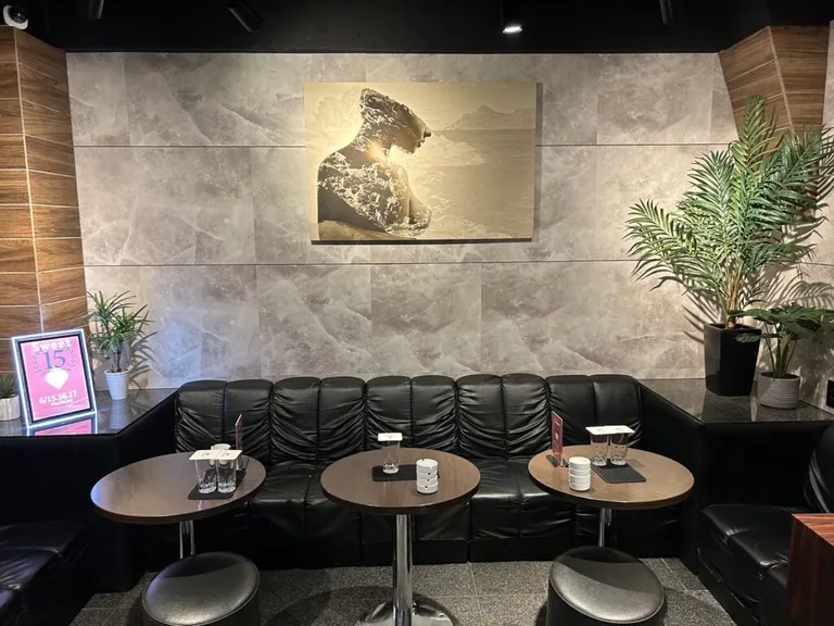 スイートの店内