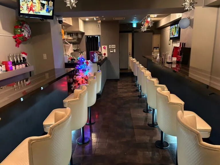 シュラーナ （shula’na）の店内