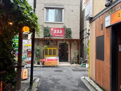 ソニョへの道順 5／6：突き当りを右折します。