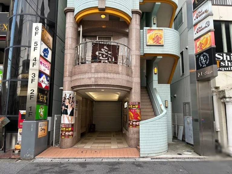アモンの店内