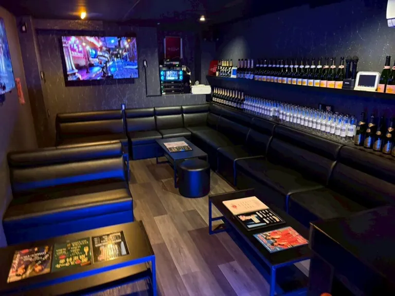 チュラ （girls lounge 美 chura）の店内