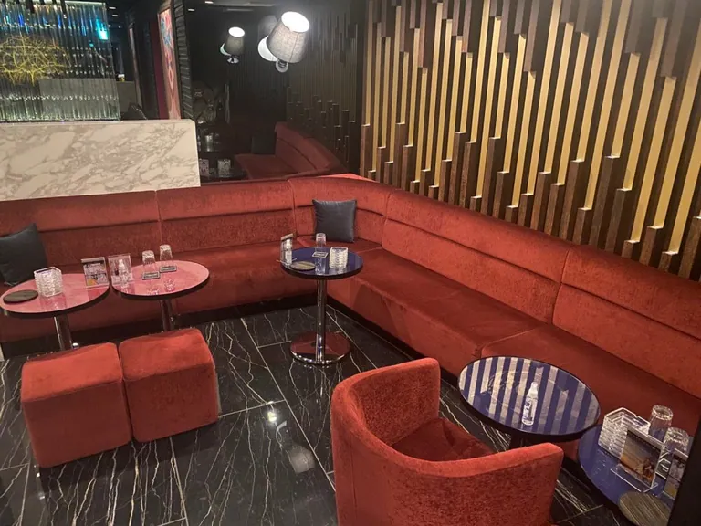 パリコレクションの店内