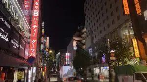 レヴューの店内