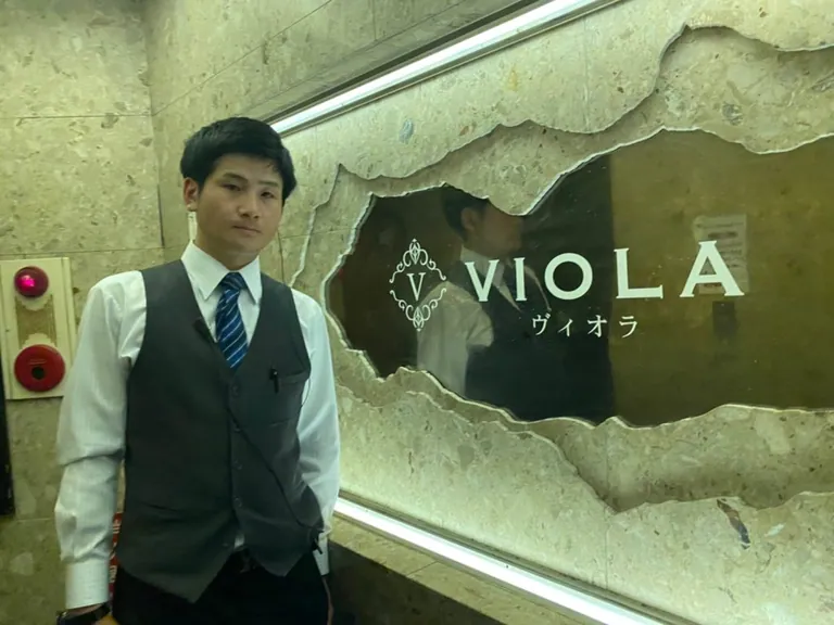 ヴィオラの店内