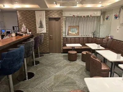 ハナビの店内