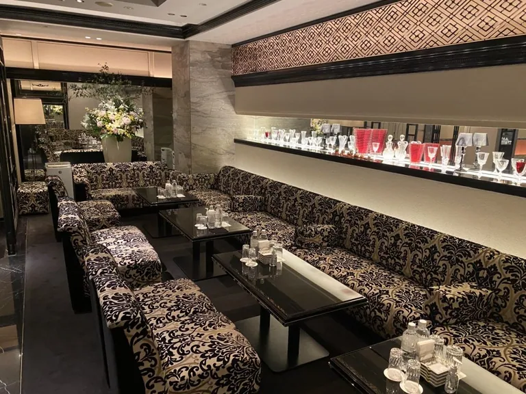 美ノ間 (ビノマ)の店内
