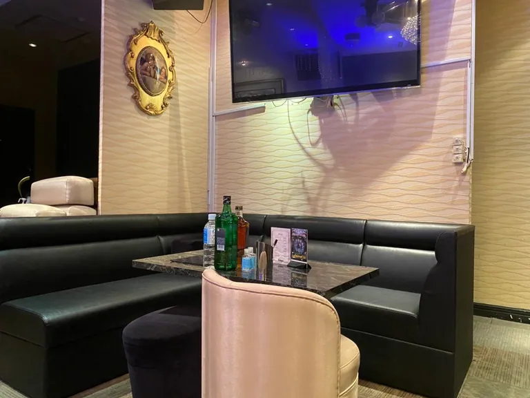 イチゴの店内