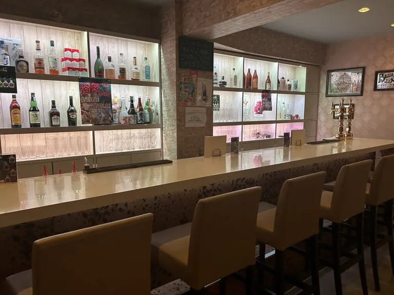 日暮里　ファニー （GIRL’S BAR Funny）の店内