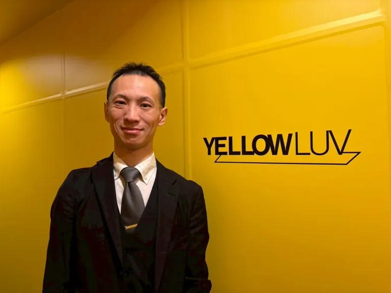 イエローラブの店内