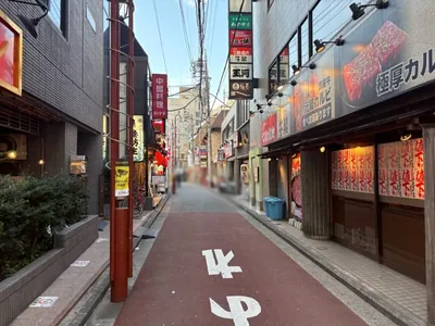 ダイヤモンドへの道順 7／8：直進します。