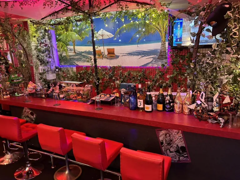 イーネー （girls cafe bar E～ねぇ）の店内