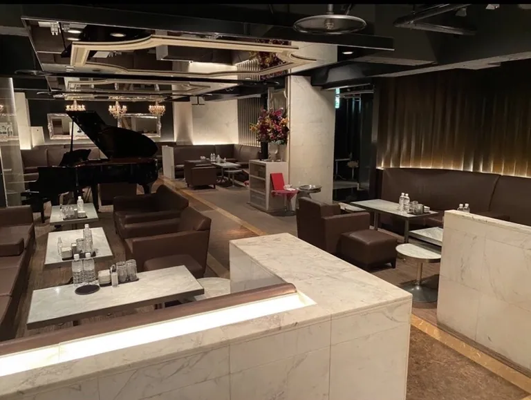 ジェムサロンの店内