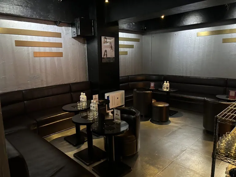 ハマーの店内
