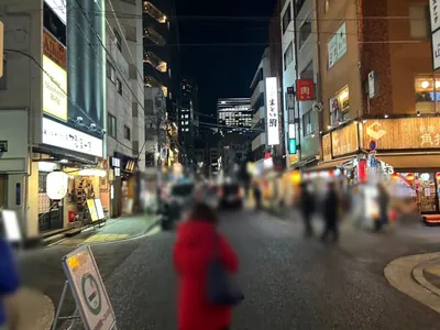 ダモン （Girl’s Bar Damon）への道順 7／8：一つ目の十字路を超えて直進します。